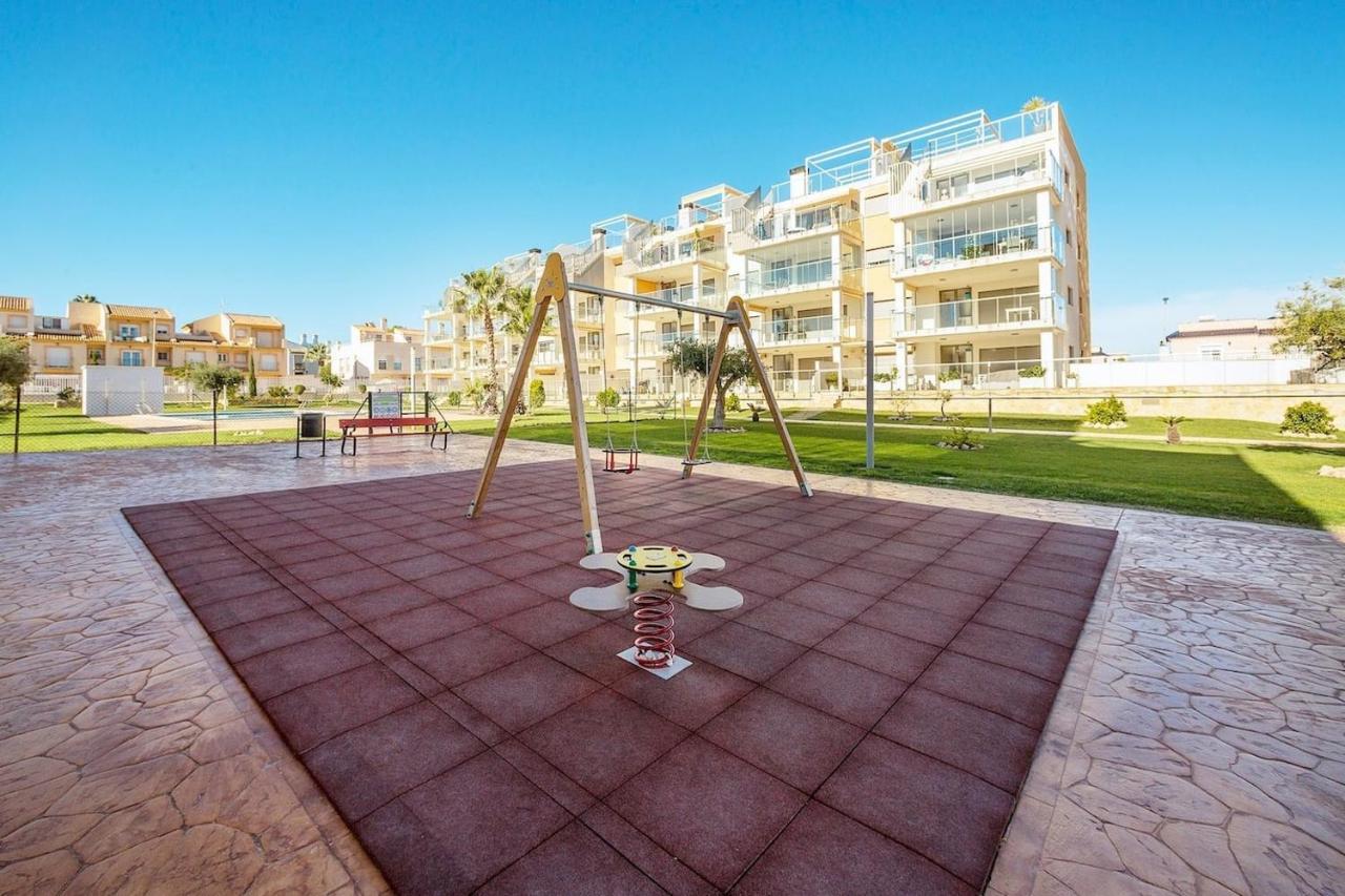 Villamartin Gardens Alicante Bagian luar foto